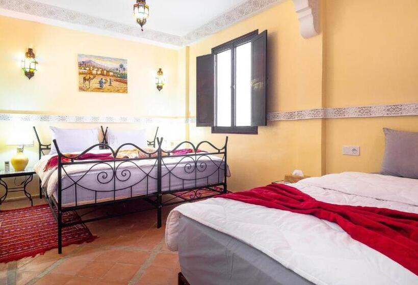 اتاق لوکس سه تخته, Riad Bien Ici