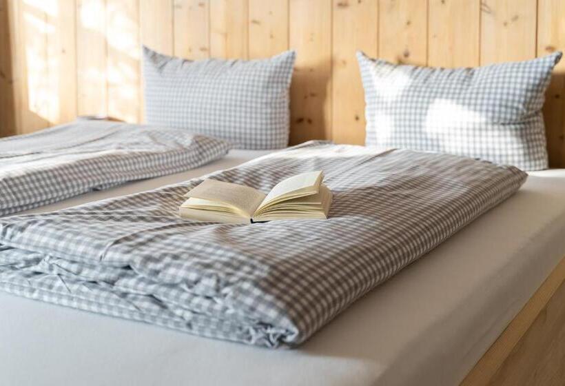 침실 2개 스위트, Alps Hostel