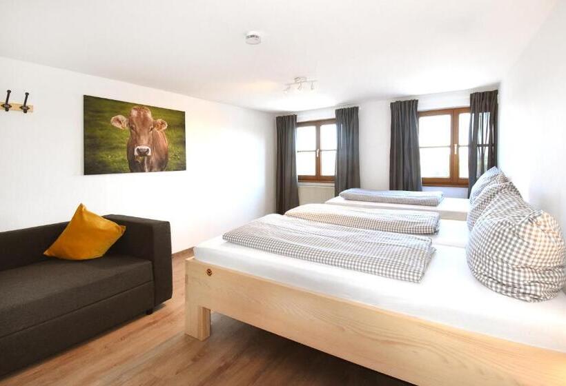 침실 2개 스위트, Alps Hostel