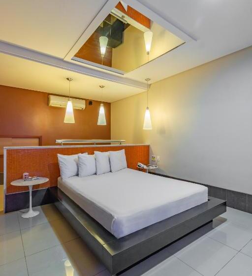 اتاق لوکس, Assahi Motel