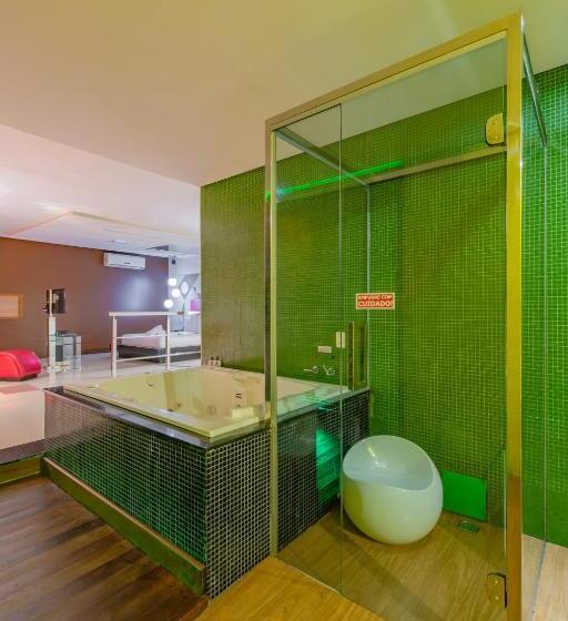 سوییت جونیور, Assahi Motel