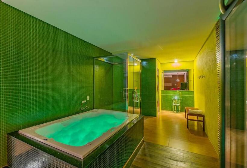 سوییت جونیور, Assahi Motel