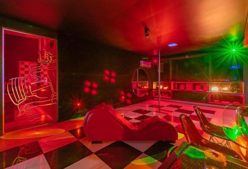 Президентский Люкс, Assahi Motel