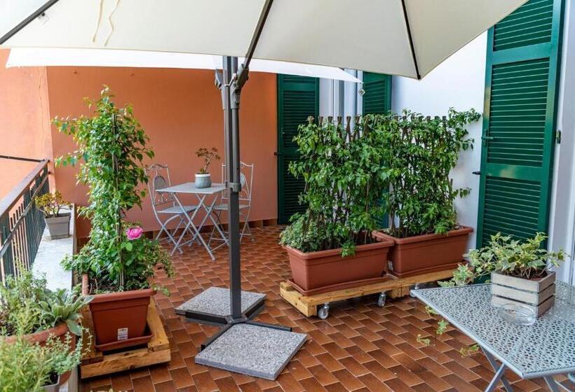 Номер Стандарт с Балконом, Tui Beds