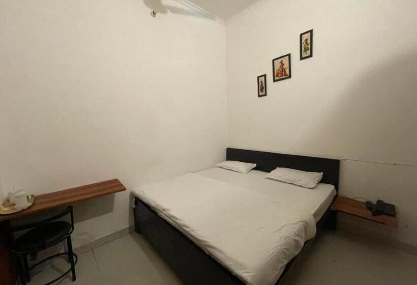 エコノミールーム, Arrow 19