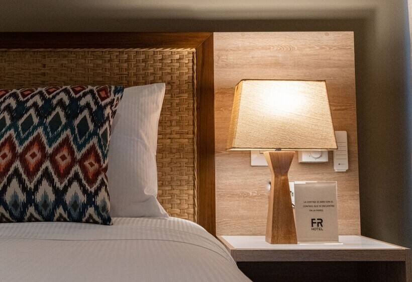 스탠다드 룸, Fr