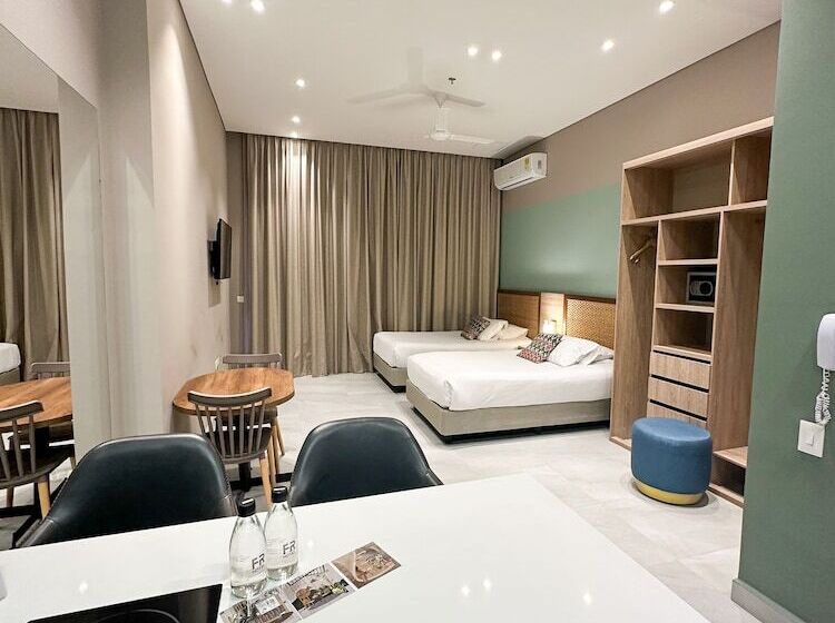 스탠다드 룸, Fr