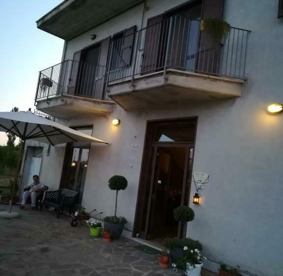 Номер Стандарт с Балконом, Il Faggio 17 B&b