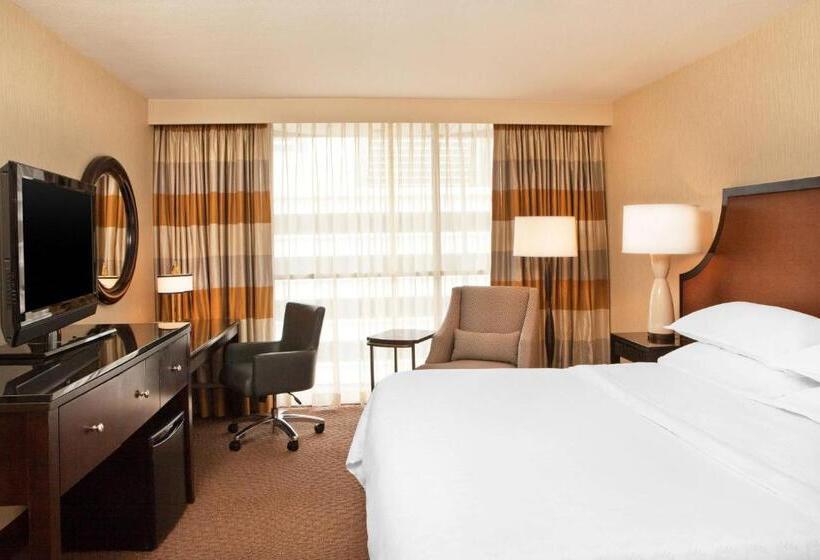 غرفة ديلوكس سرير كينج, Courtland Grand Hotel, Trademark Collection by Wyndham Former Sheraton Atlanta