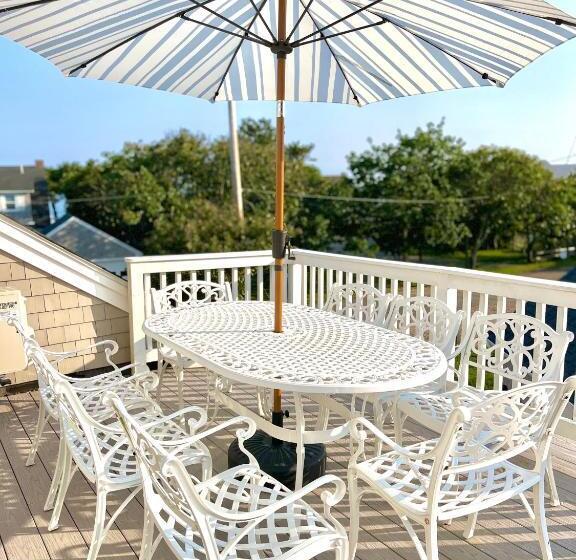 شقة غرفة واحدة, Kingfisher Harwich Port