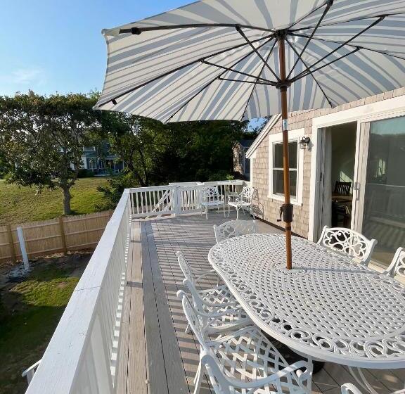 شقة غرفة واحدة, Kingfisher Harwich Port