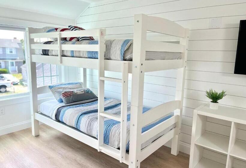 شقة غرفة واحدة, Kingfisher Harwich Port