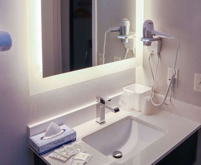 带2个双人床的标准工作室, Quality Inn South Lake Tahoe