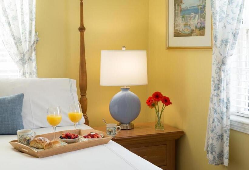 Basic Room, Seven Sea Street Inn