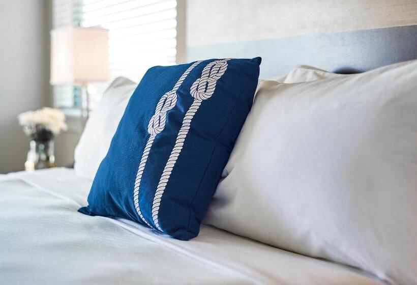 ジュニアスイート, Shem Creek Inn