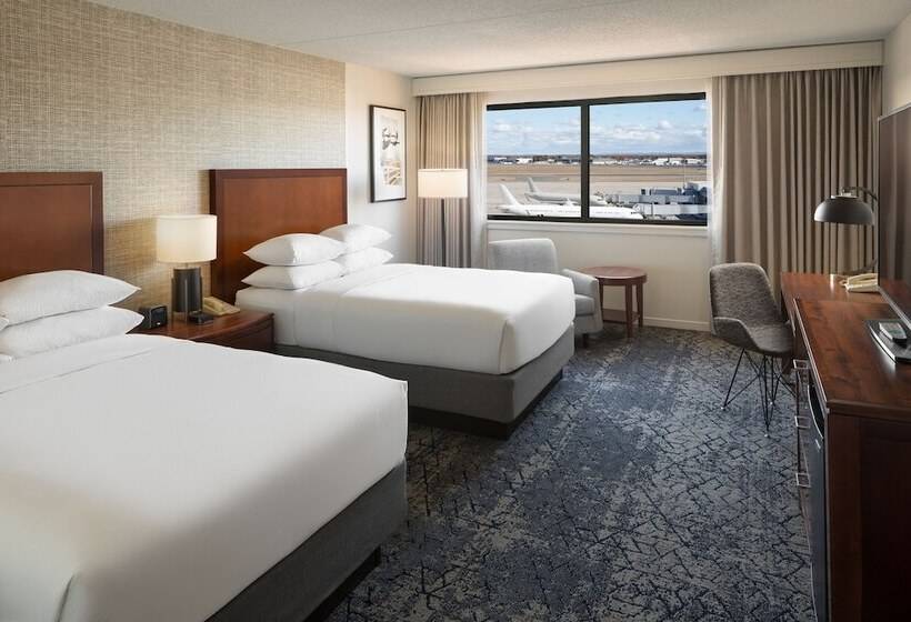 Номер Стандарт 2 Двуспальные Кровати, Sheraton Hartford Hotel At Bradley Airport