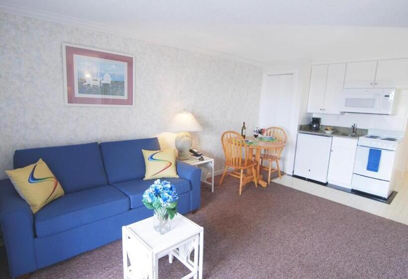 스탠다드 스튜디오, Sandcastle Resort