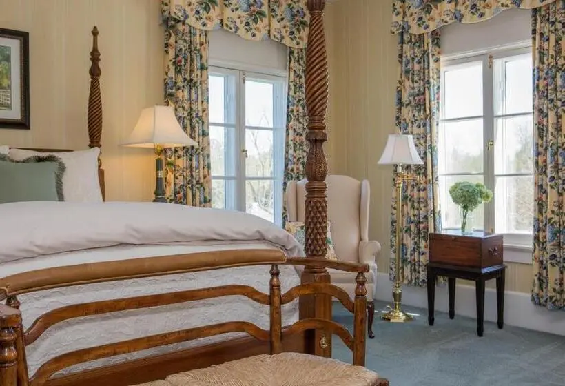 デラックスルーム, Inn At Warner Hall
