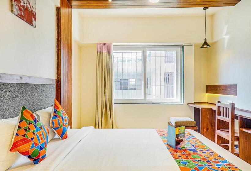 اتاق لوکس, Fabhotel Gravity Inn Nr Jupiter Hospital