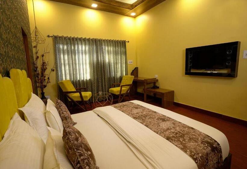 Трежместный Номер Economy, Spot On Nanki Palace
