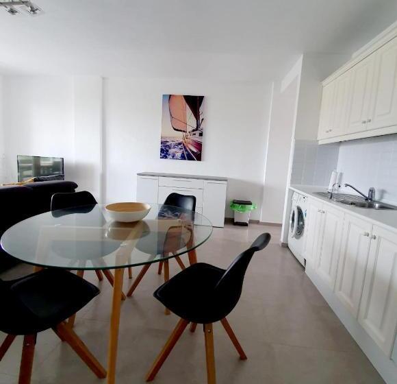 Апартаменты 1 Спальня с Балконом, Front Line           Primera Línea           Apartments In Playa Flamenca