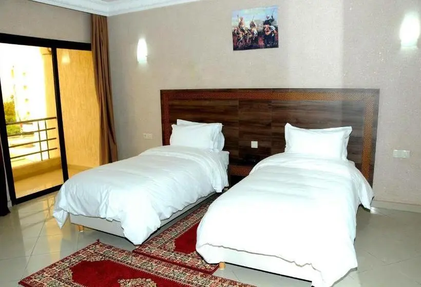 اتاق لوکس, Al Madina