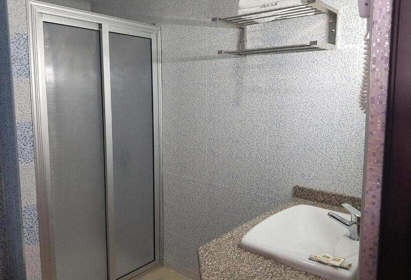 سوییت, Al Madina