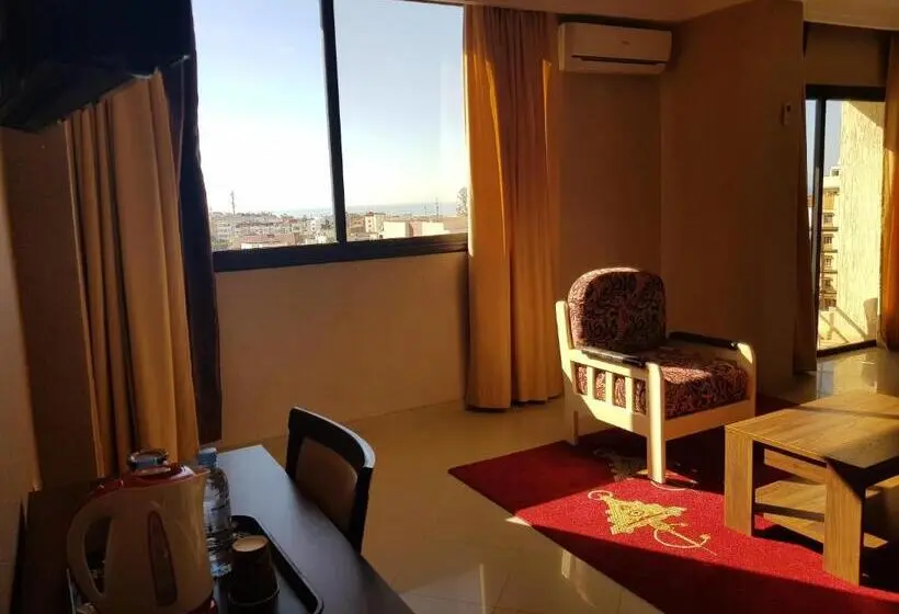 سوییت, Al Madina