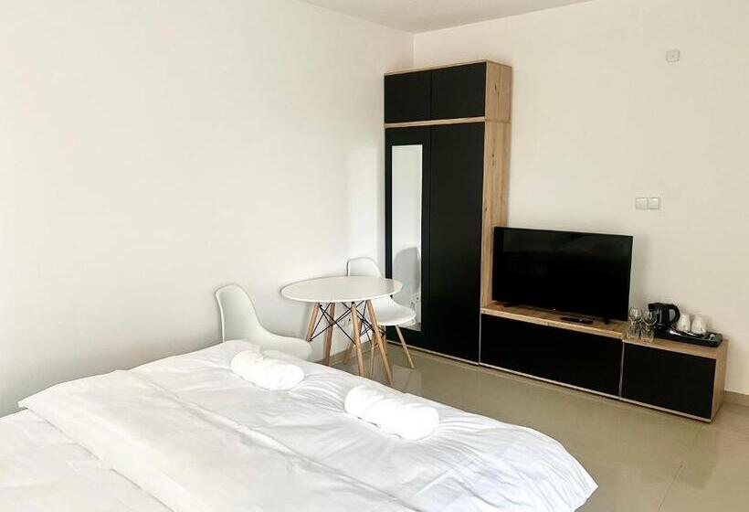 バルコニー付きデラックスルーム, Zielone Apartamenty Katowice Chorzów