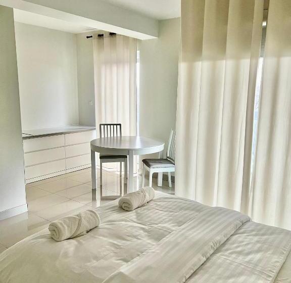 バルコニー付きスタンダードルーム, Zielone Apartamenty Katowice Chorzów