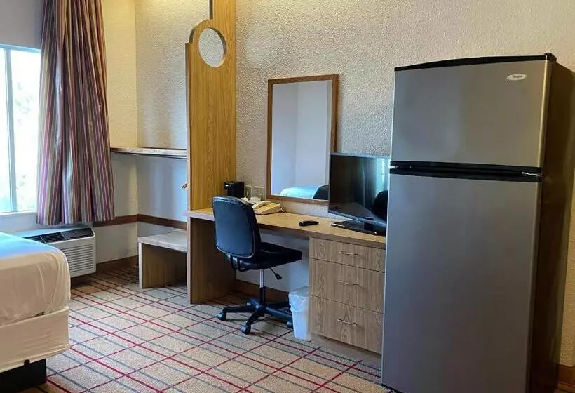 キッチン付きスタンダードルーム, Airport Lodging Pittsburgh Airport