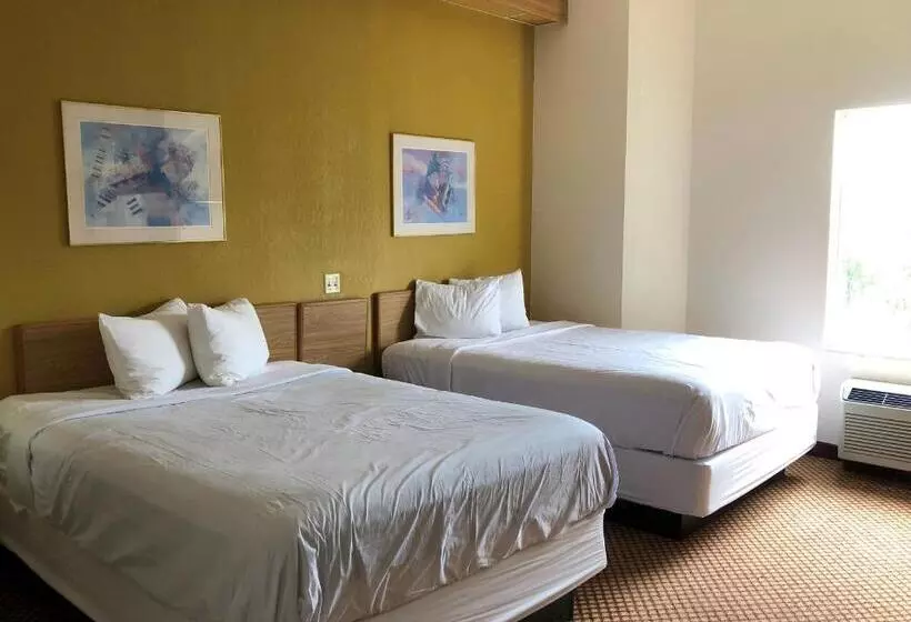 キッチン付きスタンダードルーム, Airport Lodging Pittsburgh Airport