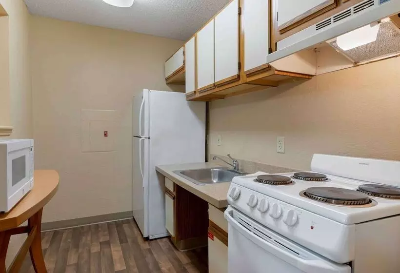 デラックススタジオ, Extended Stay America Suites  Lexington  Tates Creek