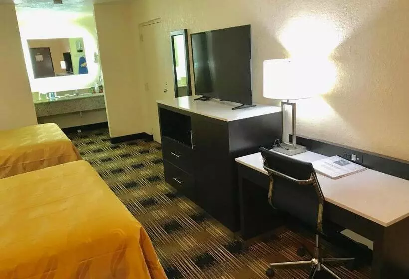 スタンダードルーム, Quality Inn & Suites Mt Chalet