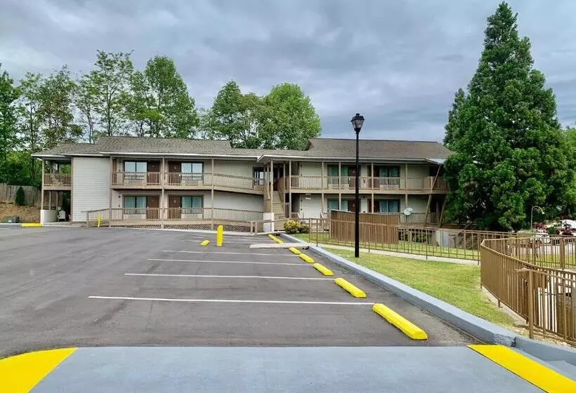 スタンダードルーム, Quality Inn & Suites Mt Chalet