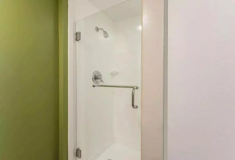 اتاق استاندارد, Sleep Inn Midway Airport