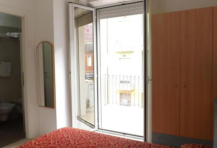 اتاق اکونومی, Alga