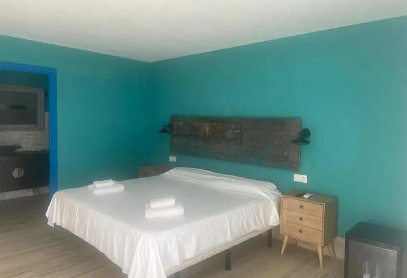 デラックスルーム, Habitaciones Sajorami Beach