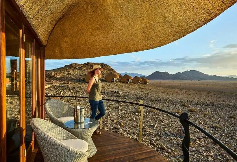 اتاق لوکس, Desert Hills Lodge