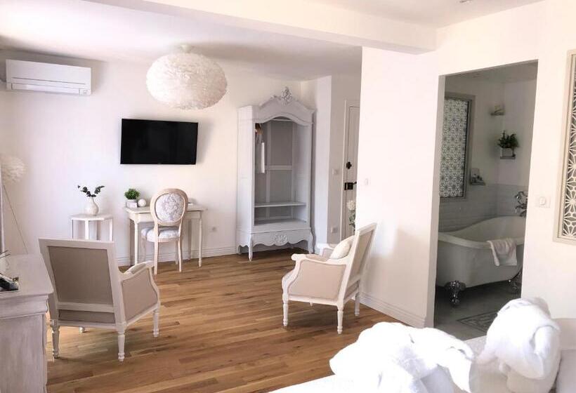 اتاق استاندارد با چشمانداز باغ, Le Cœur De La Bastide Adult Only