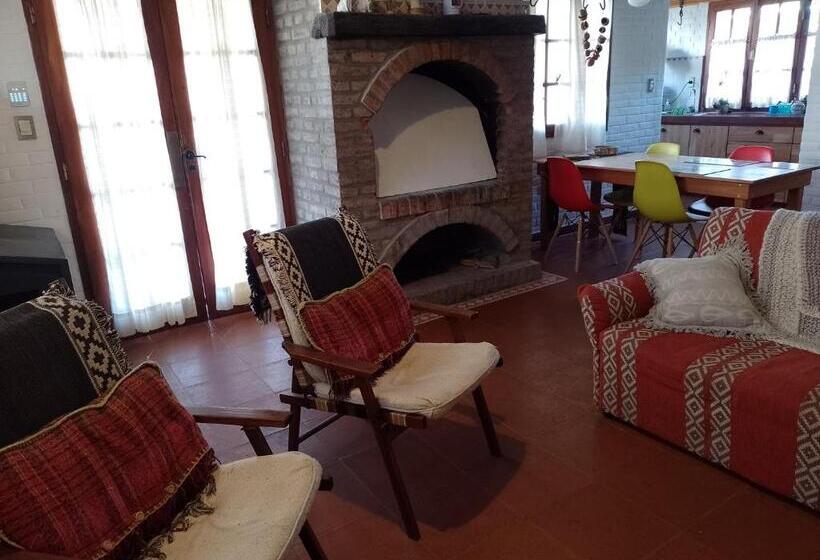 خانه 1 خوابه, Shai Shai Hue