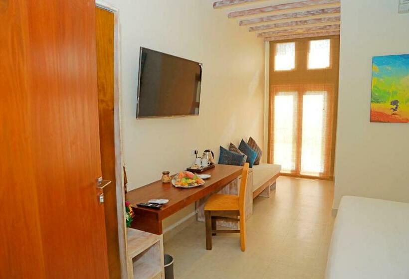 Camera Deluxe Vista Piscina, Cloud 9 Negombo