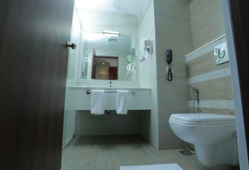 디럭스 룸, Mareena