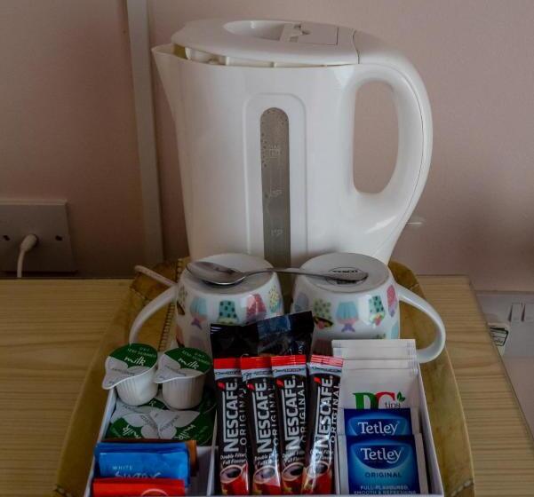 اتاق استاندارد, The Tudor Lodge