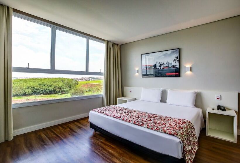 Номер Стандарт, Sleep Inn Paulinia