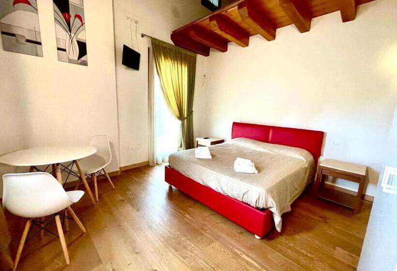 Pokój Deluxe Trzyosobowy, Agriturismo Vecio Portico