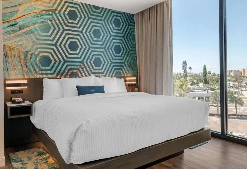 身障者適用スイートルーム, Cambria Hotel St Petersburg Madeira Beach Marina