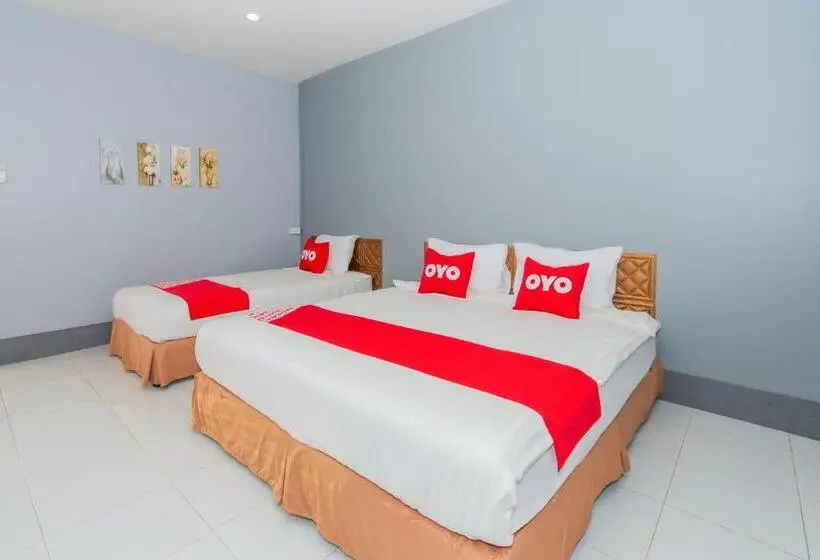اتاق استاندارد سه نفره, Oyo At Night Pranburi