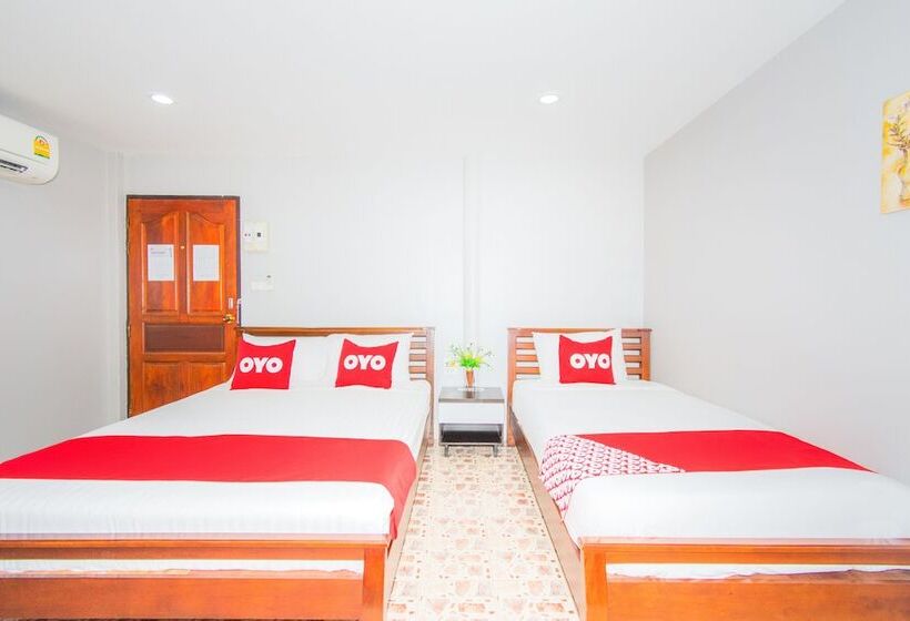 חדר דלוקס לשלושה, Oyo At Night Pranburi