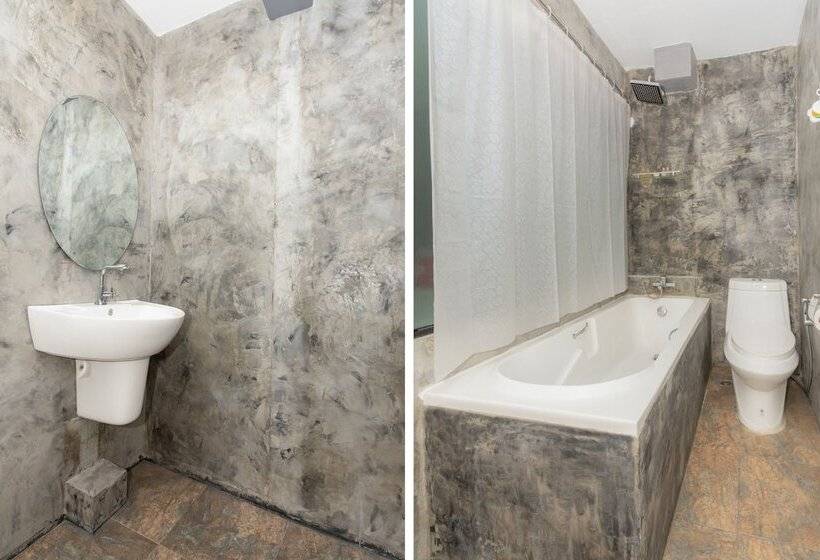 חדר סטנדרט, Oyo At Night Pranburi